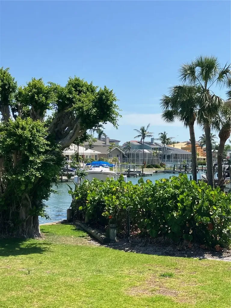 853 2nd Avenue S Tierra Verde FL 33715