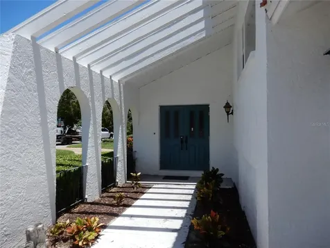 853 2nd Avenue S Tierra Verde FL 33715