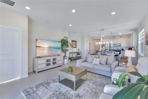 2434 N Cliff Way St Cloud FL 34771