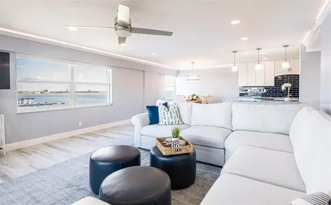 1750 Benjamin Franklin Drive Sarasota FL 34236