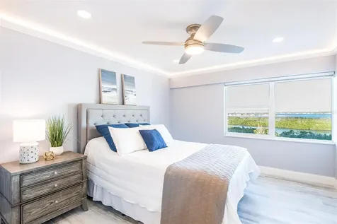 1750 Benjamin Franklin Drive Sarasota FL 34236