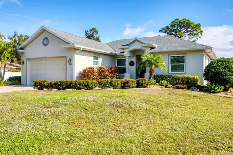 1815 Neptune Drive Englewood FL 34223