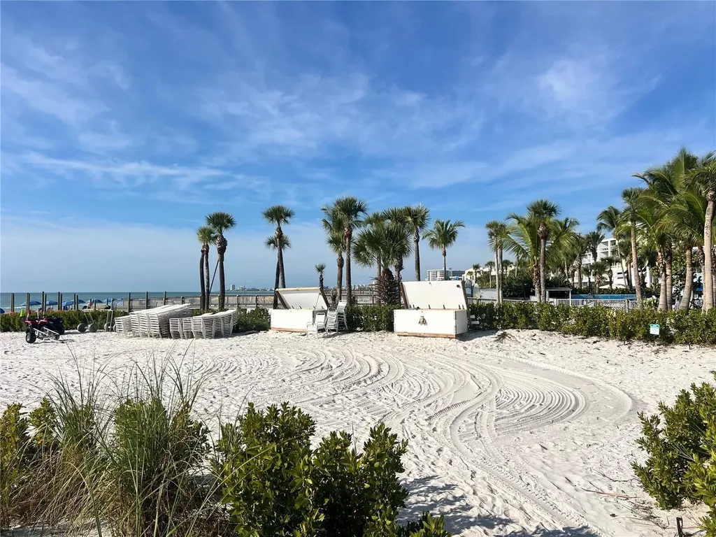 1001 Point Of Rocks Road Sarasota FL 34242
