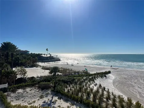 1001 Point Of Rocks Road Sarasota FL 34242