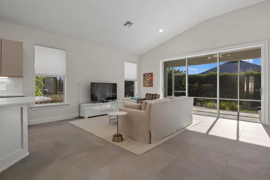 7826 Lake James Boulevard Lakeland FL 33810