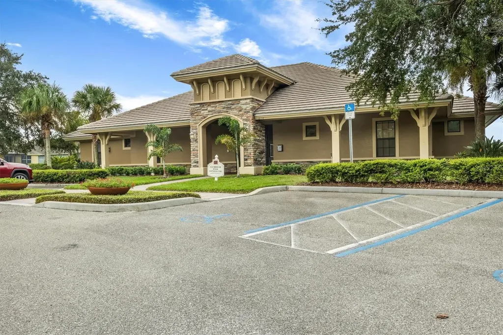 7826 Lake James Boulevard Lakeland FL 33810
