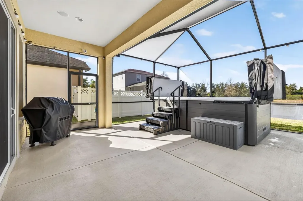 7035 Peregrina Loop Wesley Chapel FL 33545