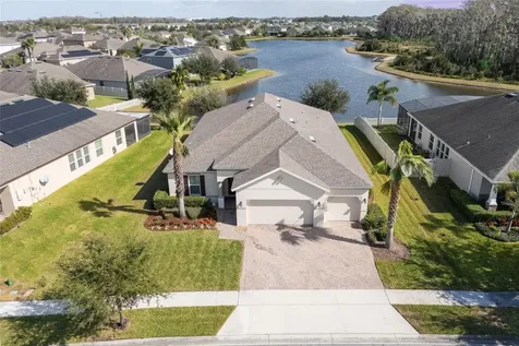 3769 Island Green Way Orlando FL 32824