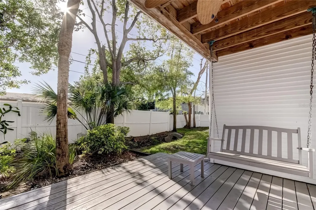 9732 Indian Key Trail Seminole FL 33776