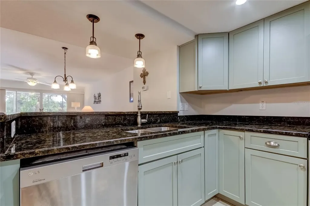 9732 Indian Key Trail Seminole FL 33776