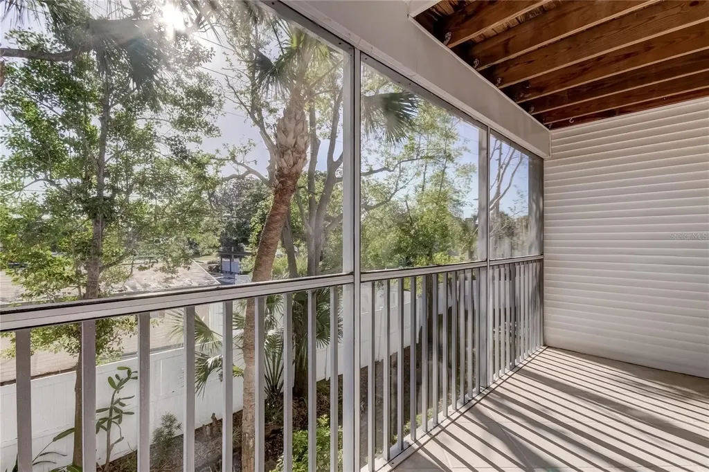 9732 Indian Key Trail Seminole FL 33776