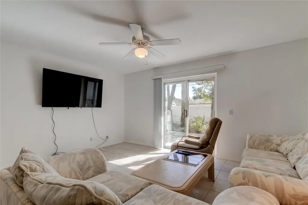 9732 Indian Key Trail Seminole FL 33776