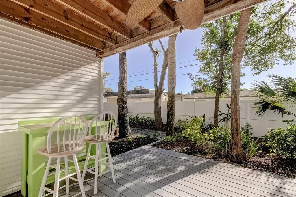 9732 Indian Key Trail Seminole FL 33776