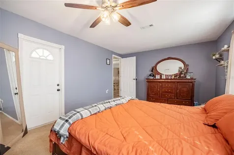 729 E Lake Avenue Eagle Lake FL 33839