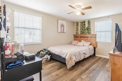 729 E Lake Avenue Eagle Lake FL 33839