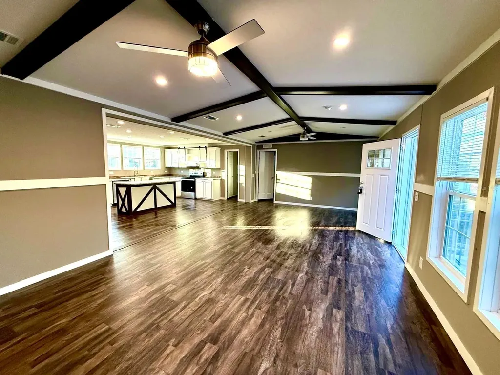 15356 Apache Drive Thonotosassa FL 33592