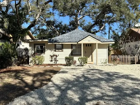 3111 Elmer Street Sarasota FL 34231