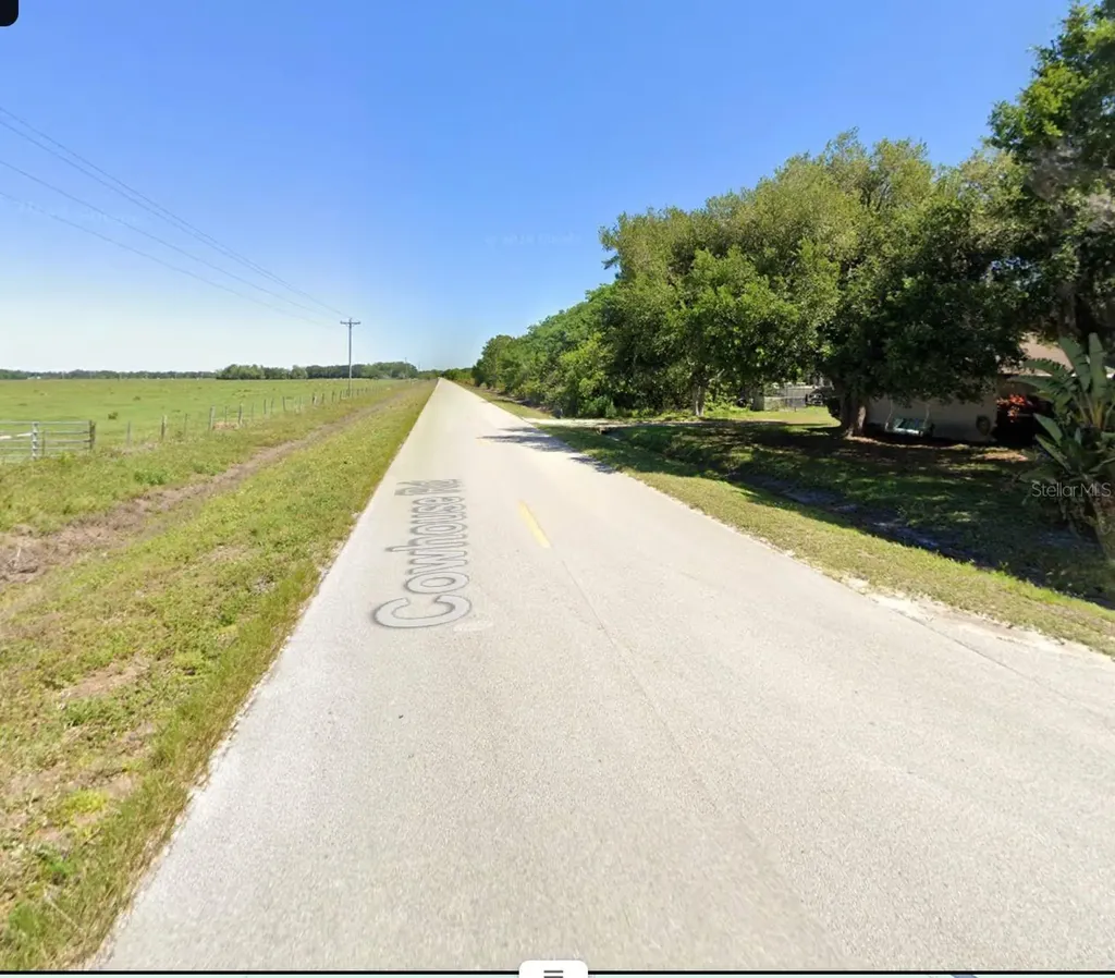 2733 Tawny Drive Lorida FL 33857