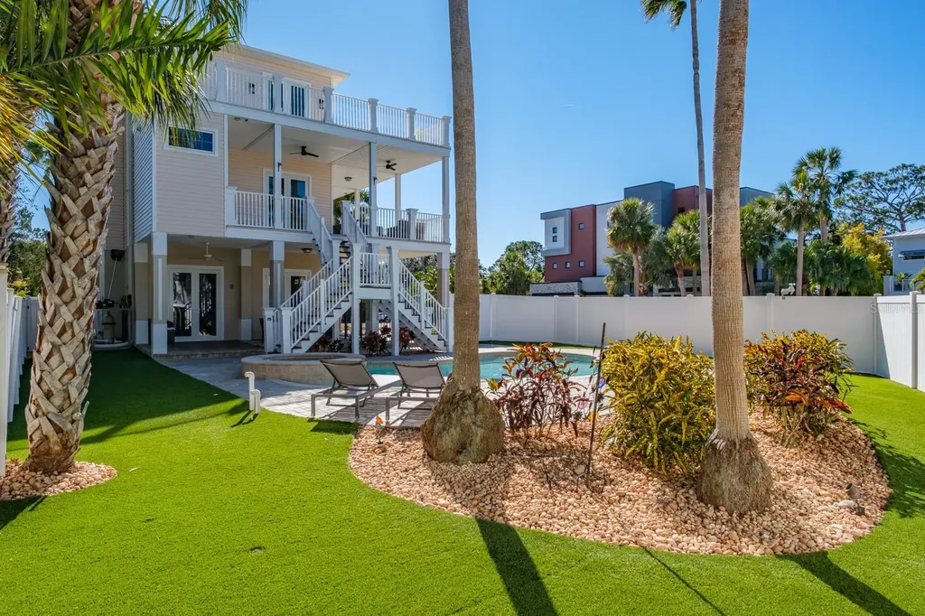 1700 Oyster Point Way Palm Harbor FL 34683