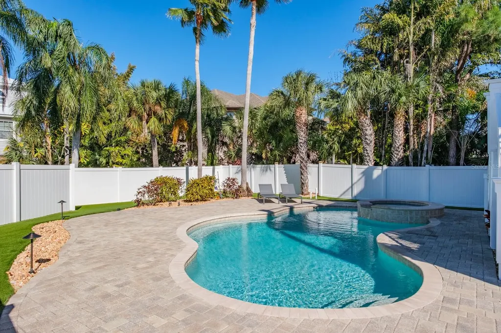 1700 Oyster Point Way Palm Harbor FL 34683