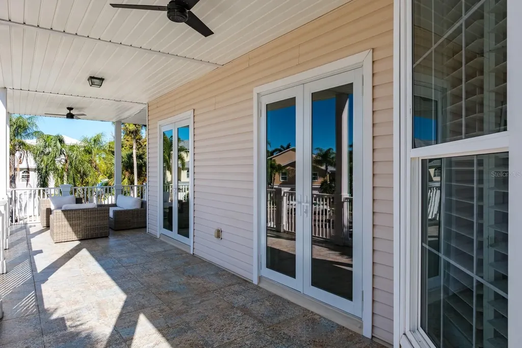 1700 Oyster Point Way Palm Harbor FL 34683
