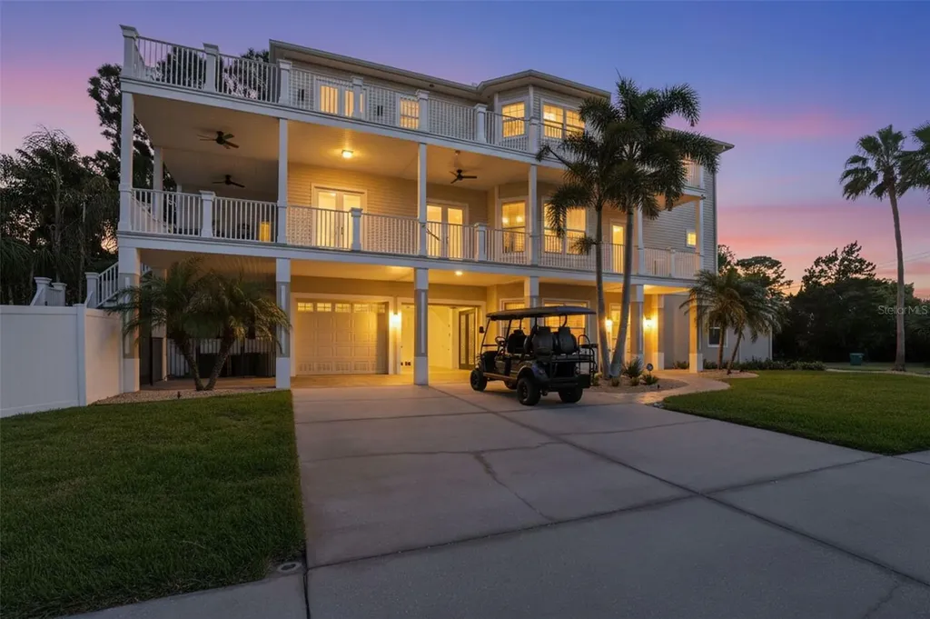 1700 Oyster Point Way Palm Harbor FL 34683