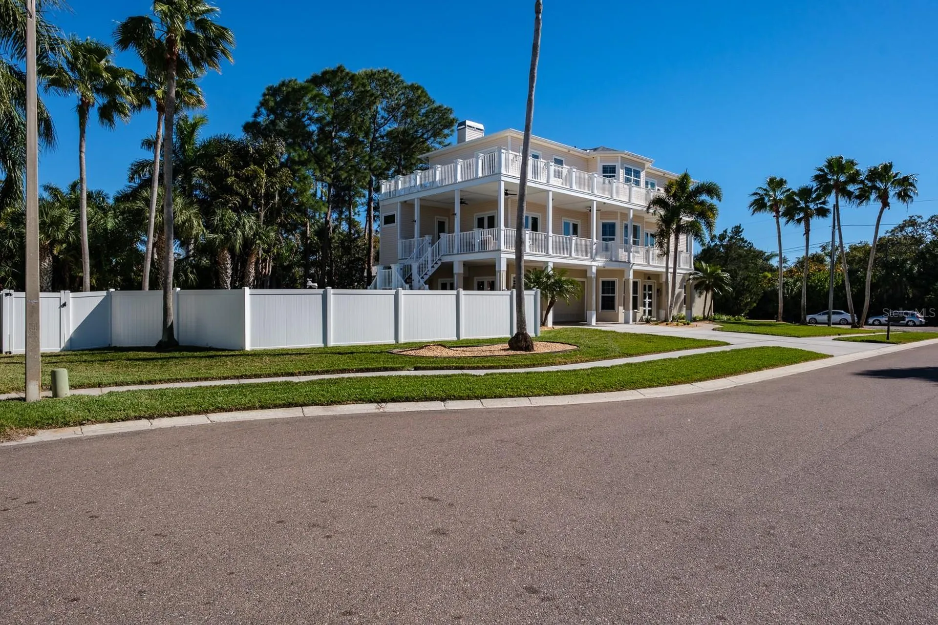 1700 Oyster Point Way Palm Harbor FL 34683