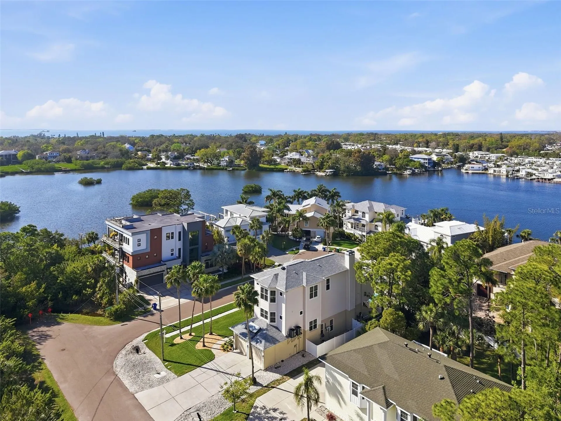 1700 Oyster Point Way Palm Harbor FL 34683
