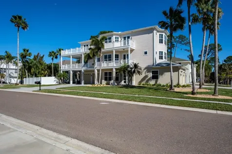 1700 Oyster Point Way Palm Harbor FL 34683