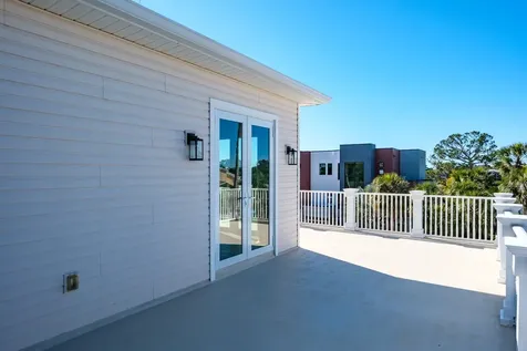 1700 Oyster Point Way Palm Harbor FL 34683