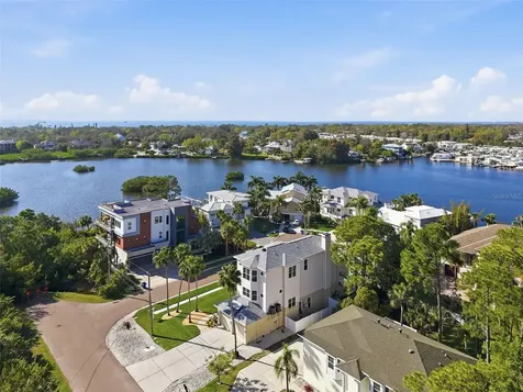 1700 Oyster Point Way Palm Harbor FL 34683