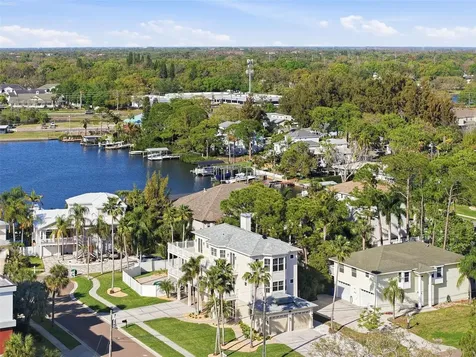 1700 Oyster Point Way Palm Harbor FL 34683