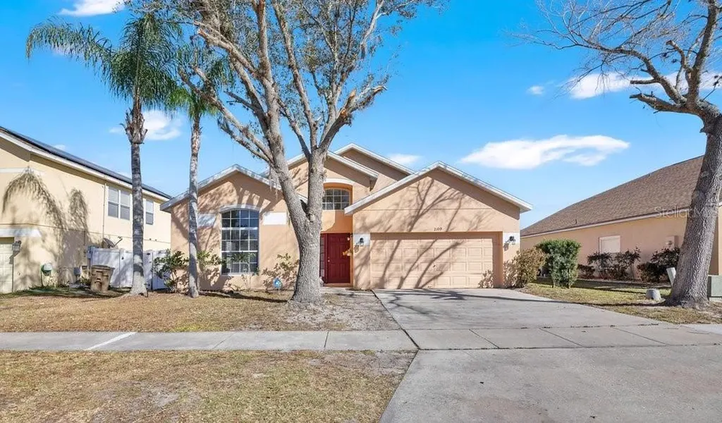 2109 Woodsedge Drive Kissimmee FL 34746