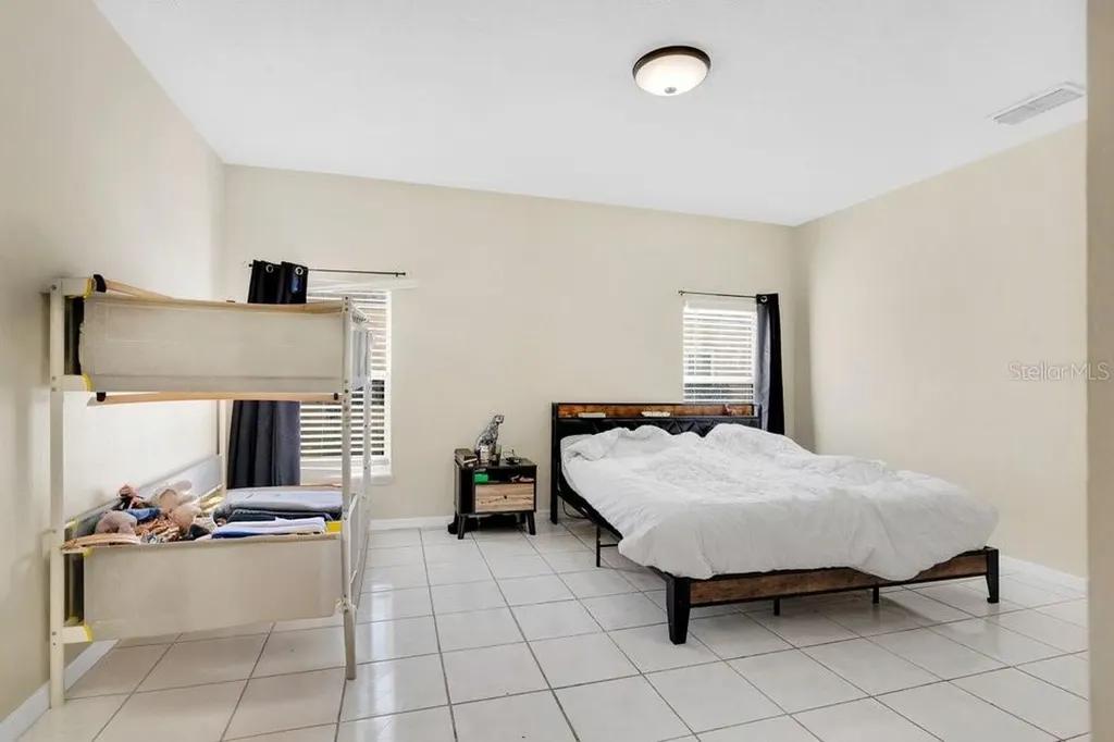 2109 Woodsedge Drive Kissimmee FL 34746