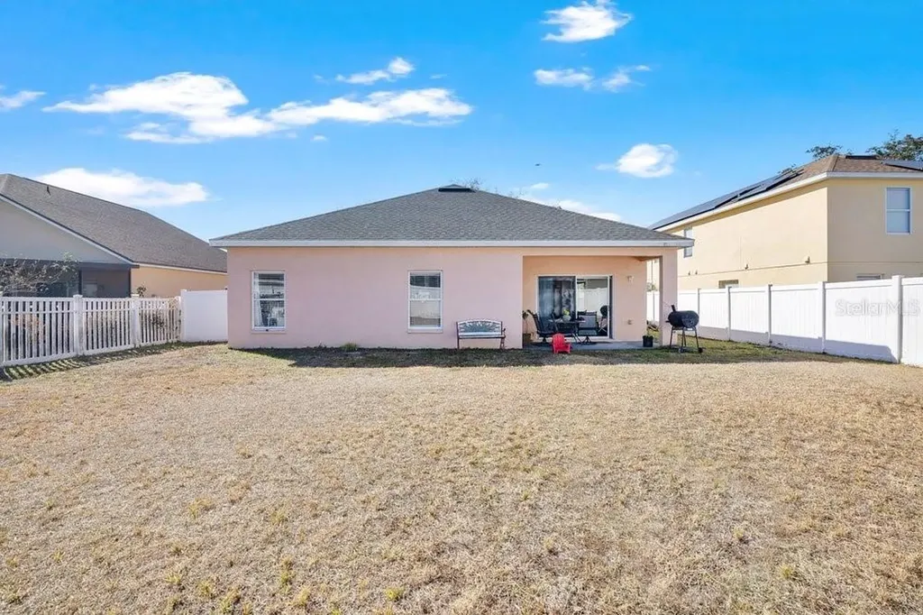 2109 Woodsedge Drive Kissimmee FL 34746