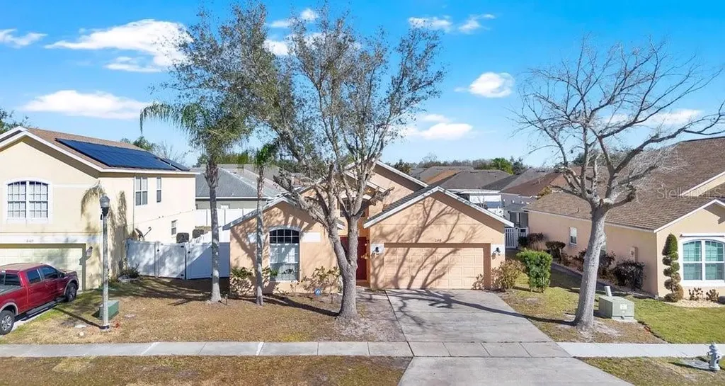 2109 Woodsedge Drive Kissimmee FL 34746