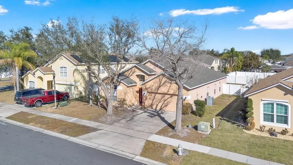 2109 Woodsedge Drive Kissimmee FL 34746