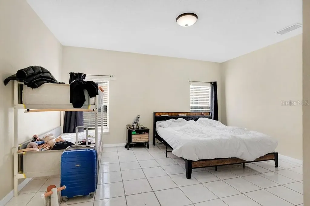 2109 Woodsedge Drive Kissimmee FL 34746