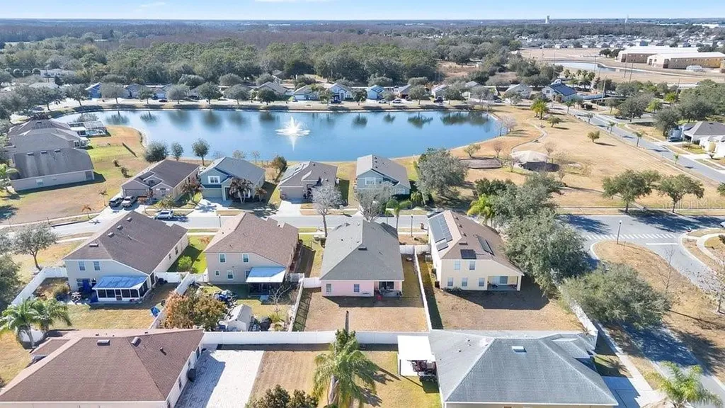 2109 Woodsedge Drive Kissimmee FL 34746