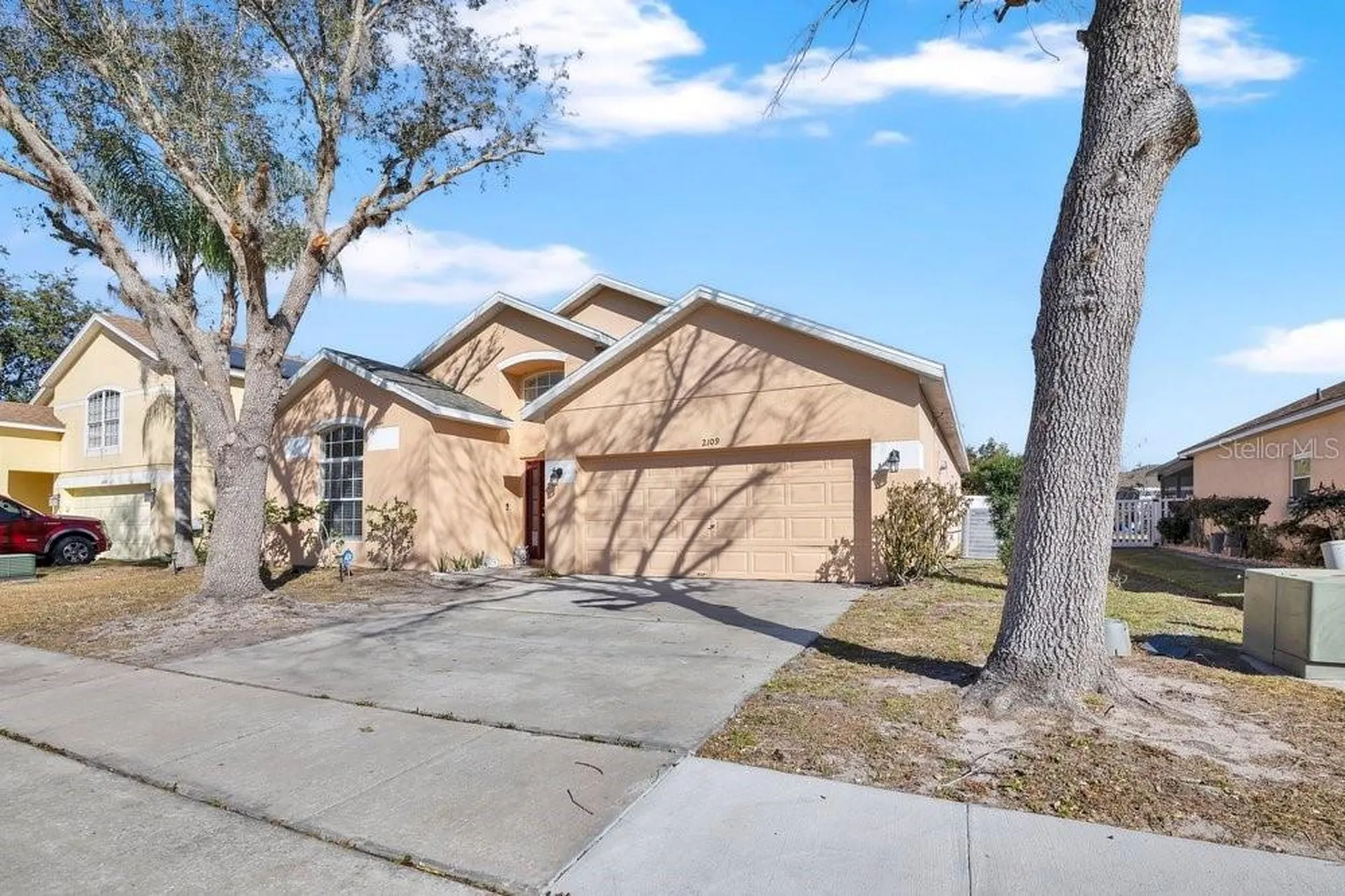 2109 Woodsedge Drive Kissimmee FL 34746