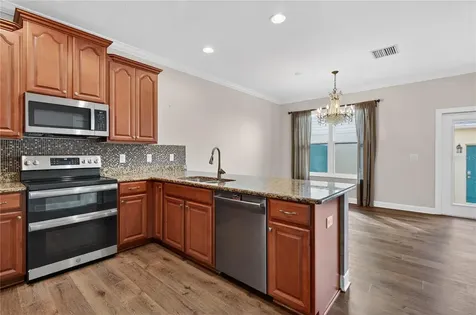 205 49th Avenue N St Petersburg FL 33703