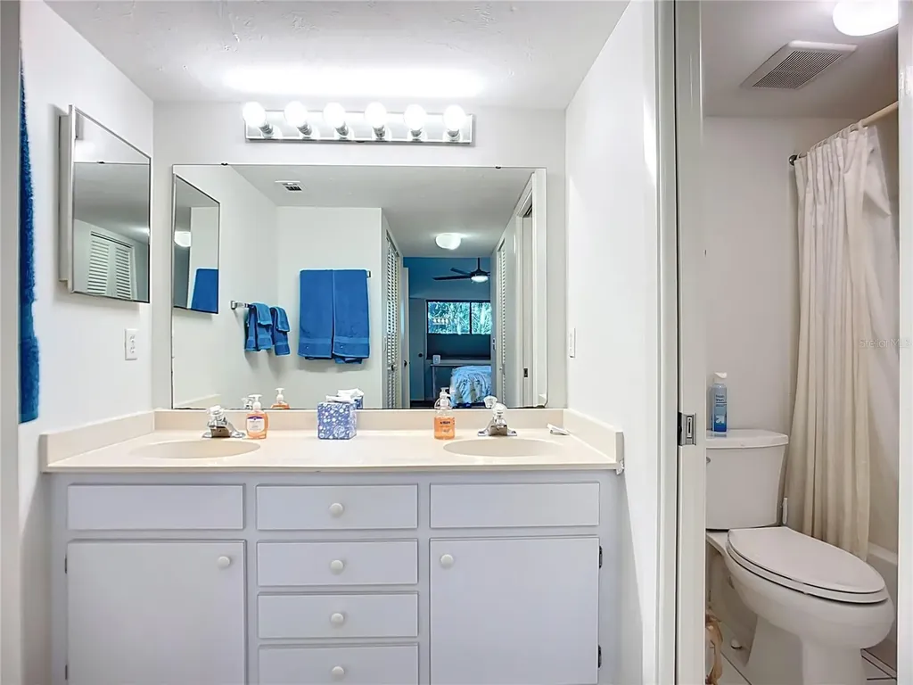 1508 Pelican Cove Road Sarasota FL 34231