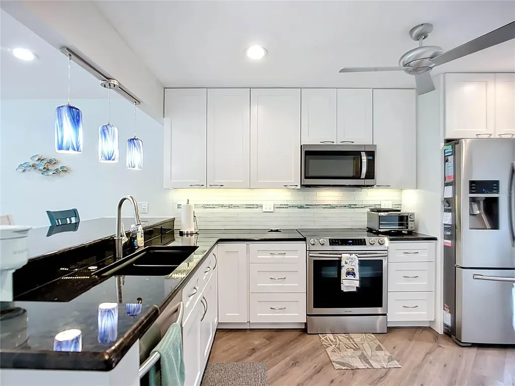 1508 Pelican Cove Road Sarasota FL 34231
