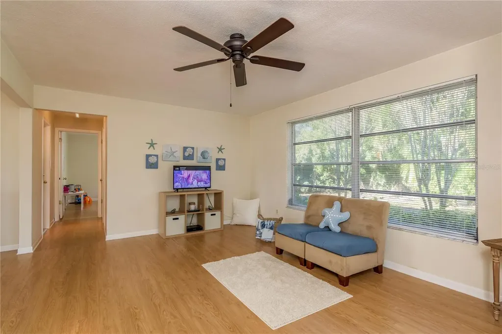 6952 122nd Street Seminole FL 33772