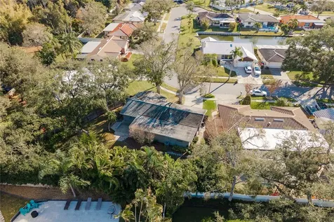 6952 122nd Street Seminole FL 33772