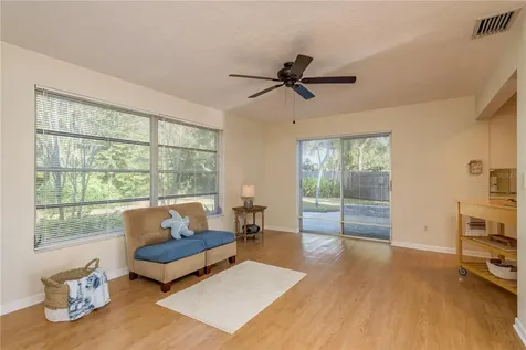 6952 122nd Street Seminole FL 33772