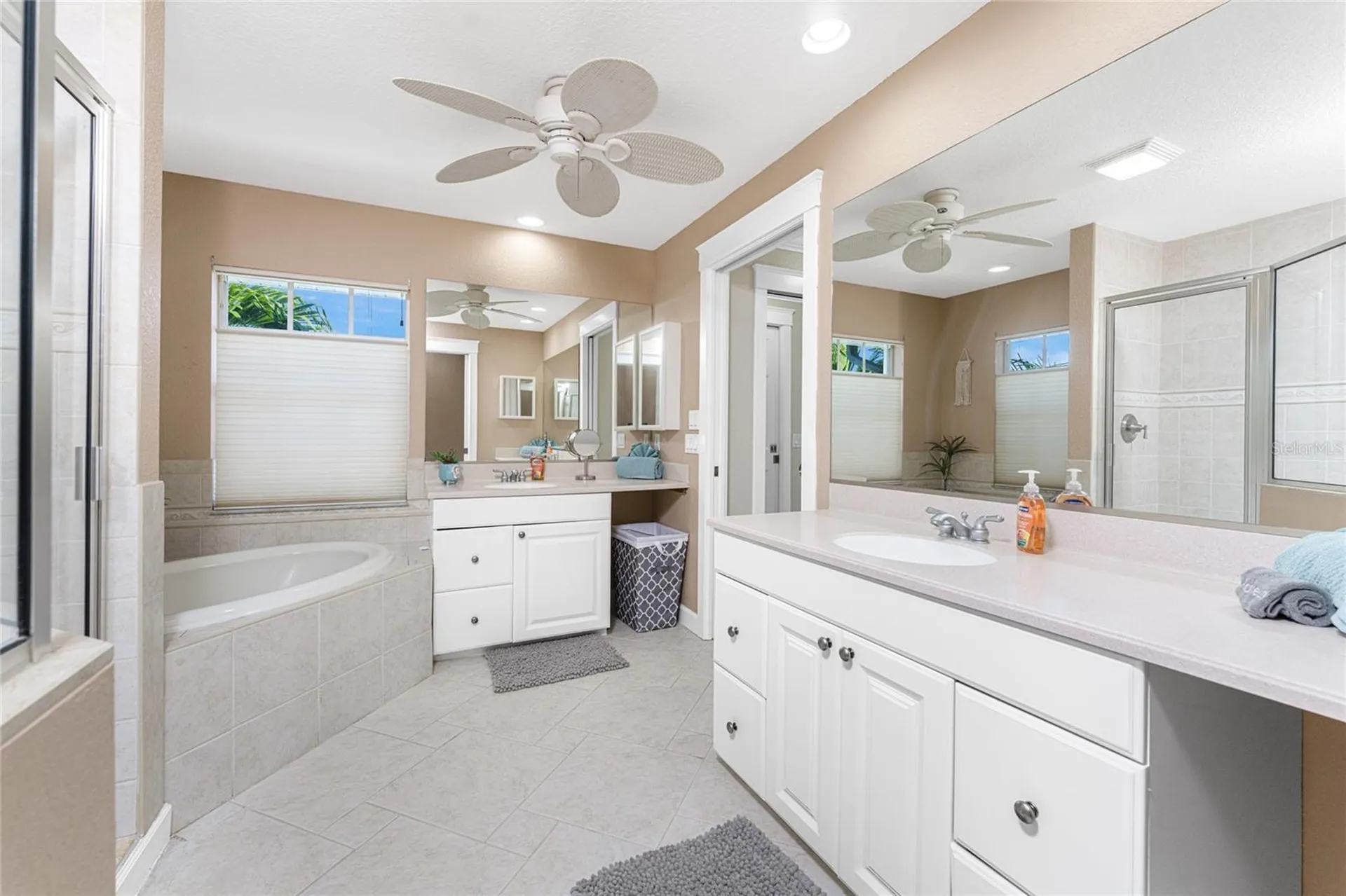 4151 N Beach Road Englewood FL 34223
