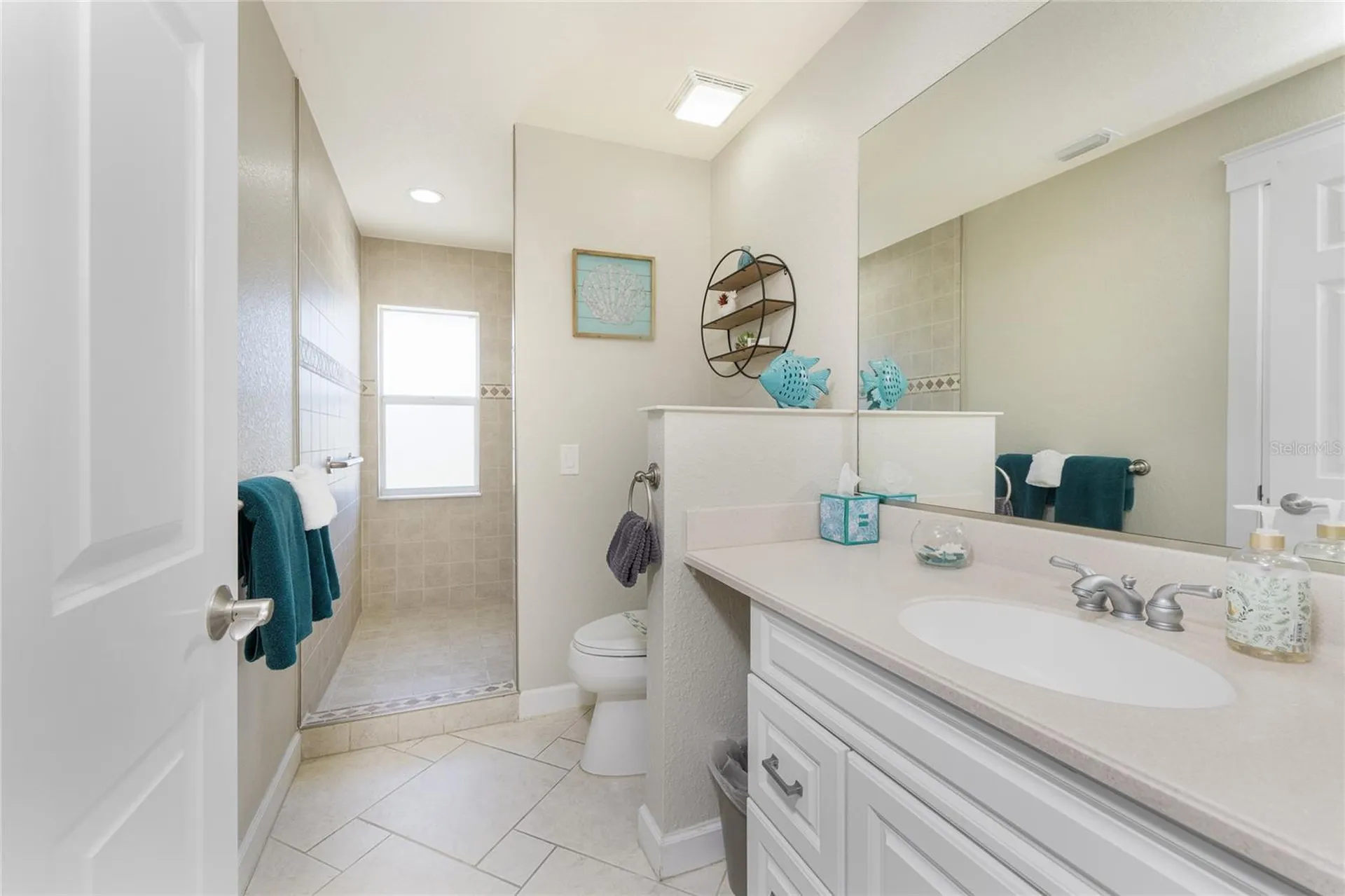 4151 N Beach Road Englewood FL 34223
