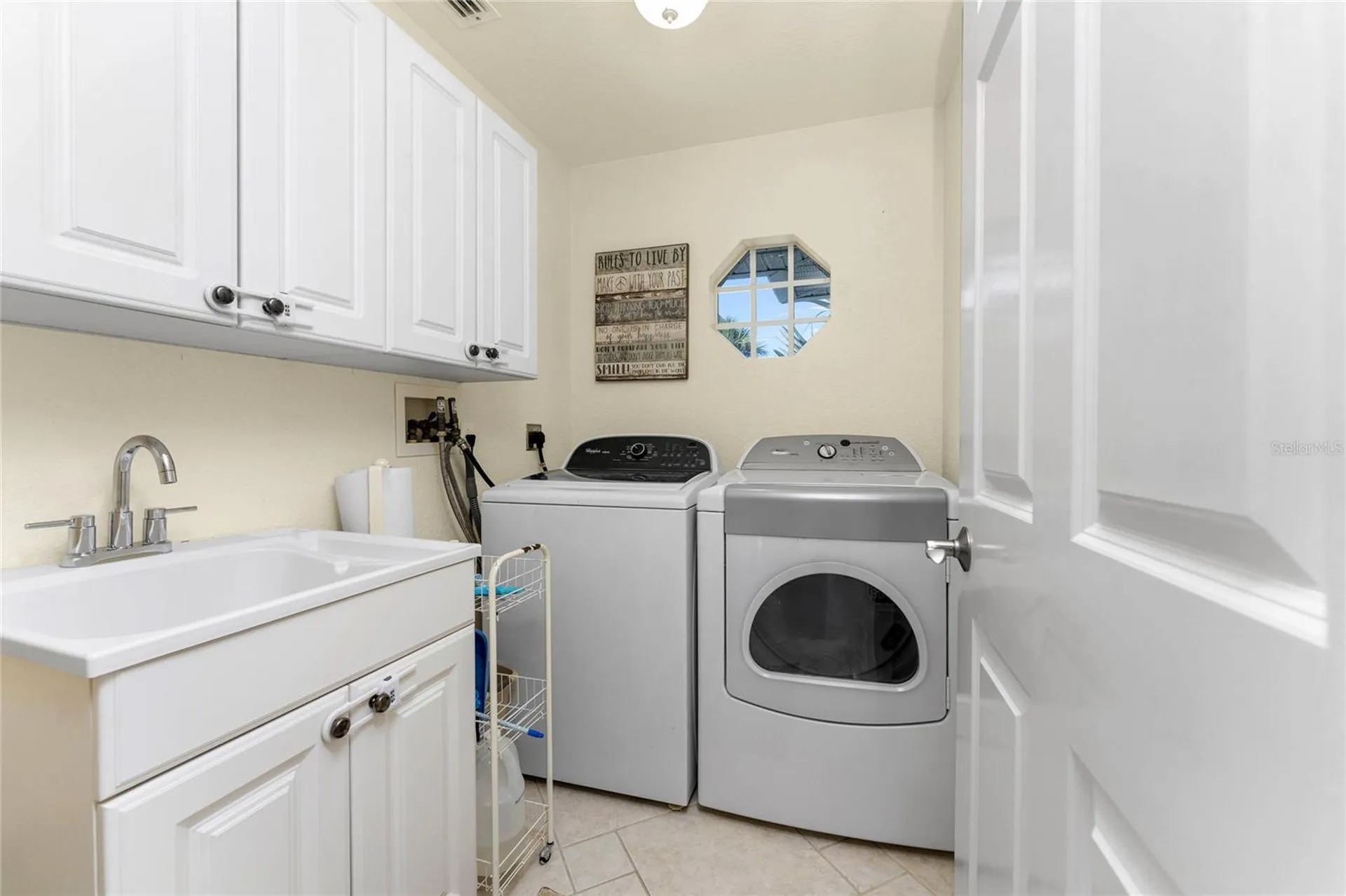 4151 N Beach Road Englewood FL 34223