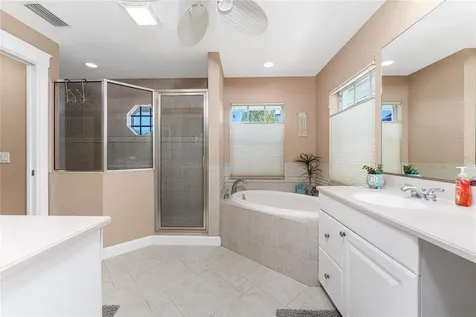 4151 N Beach Road Englewood FL 34223